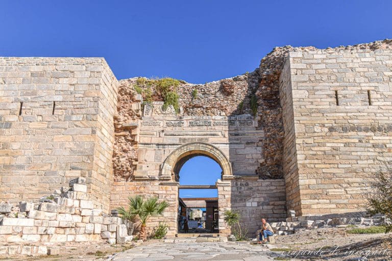 Puerta de la Persecución de la Basílica de San Juan, Selçuk