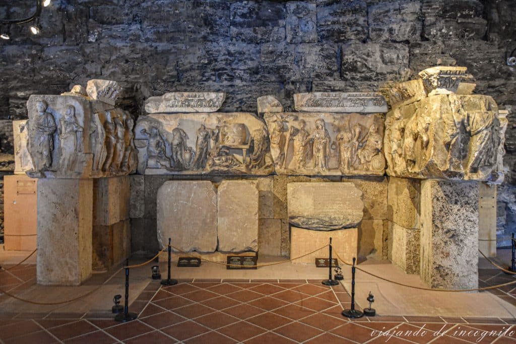 Resto de un friso en el Museo arqueológico Hierápolis
