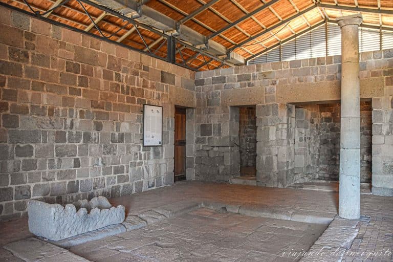 Sala del edifico Z del Acrópolis de Pérgamo.