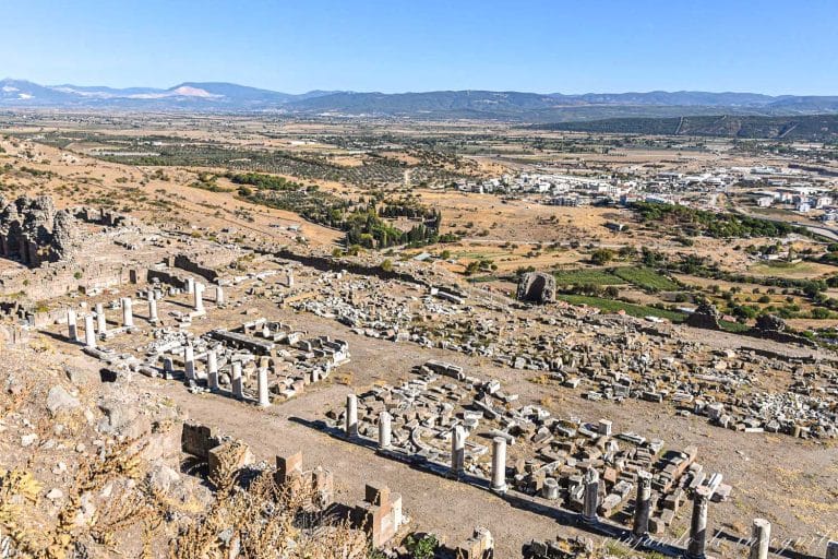 Vistas del Ágora Inferior del Acrópolis de Pérgamo desde el edificio Z