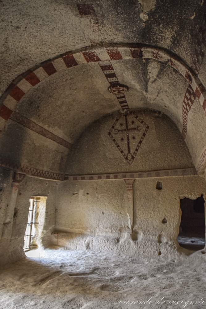 Interior policromado de la Iglesia Aynali