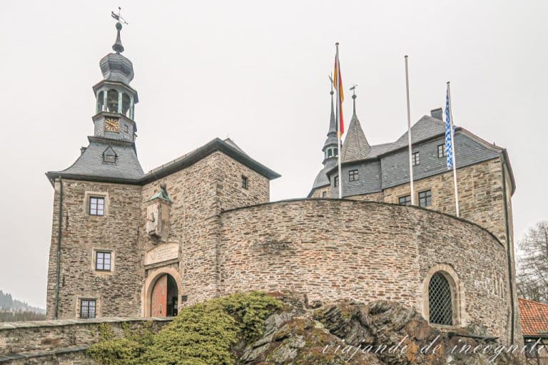 Castillo de Lauenstein en un día gris de invierno