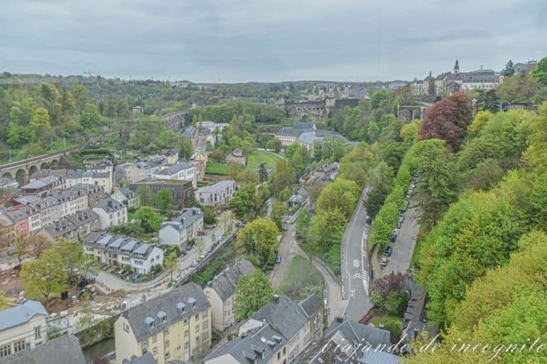 Vista de Luxemburgo desde el ascensor de Pfaffenthal