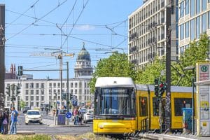 Tranvía por las calles de Berlín