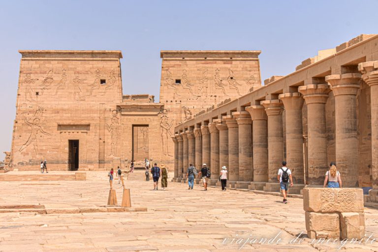 Entrada al templo de Isis, Philae