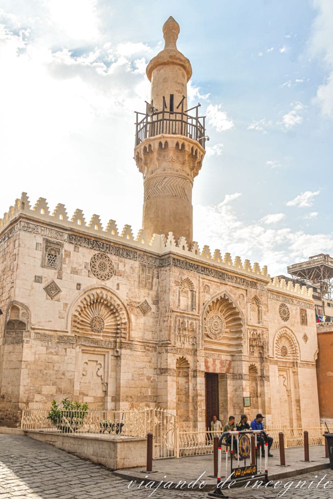 Exterior de la Mezquita al-Aqmar