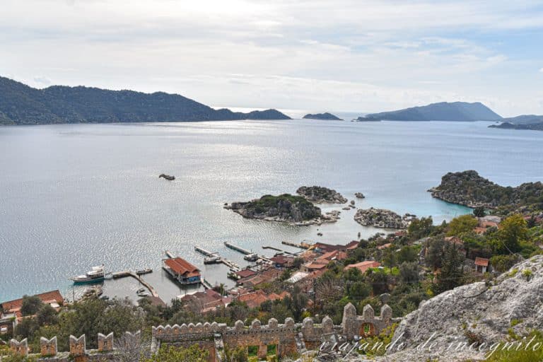 Vistas al mar desde el castillo de Simena