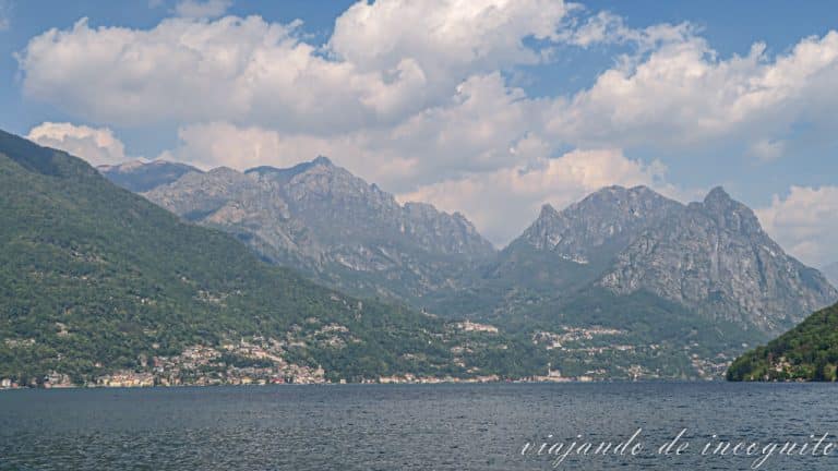 Vista del lago Lugano con las montañas al fondo