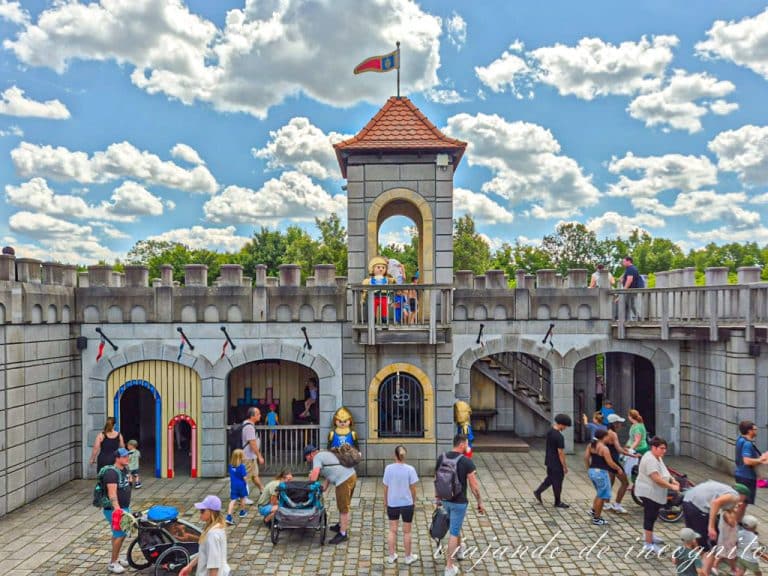 Interior del castillo de los caballeros en el Playmobil Funpark