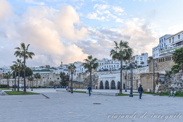 Plaza Bab el Marsaal atardecer