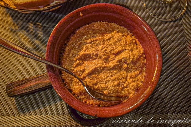 Plato de Tave Dheu en cazuela de barro