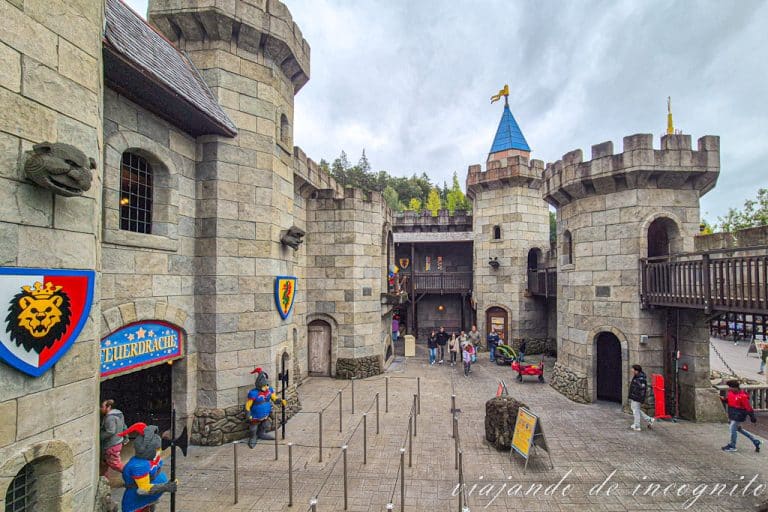 Parte exterior del castillo de Legoland.