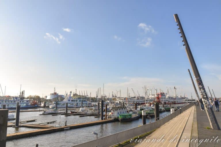 Paseo marítimo de Hamburgo sin gente