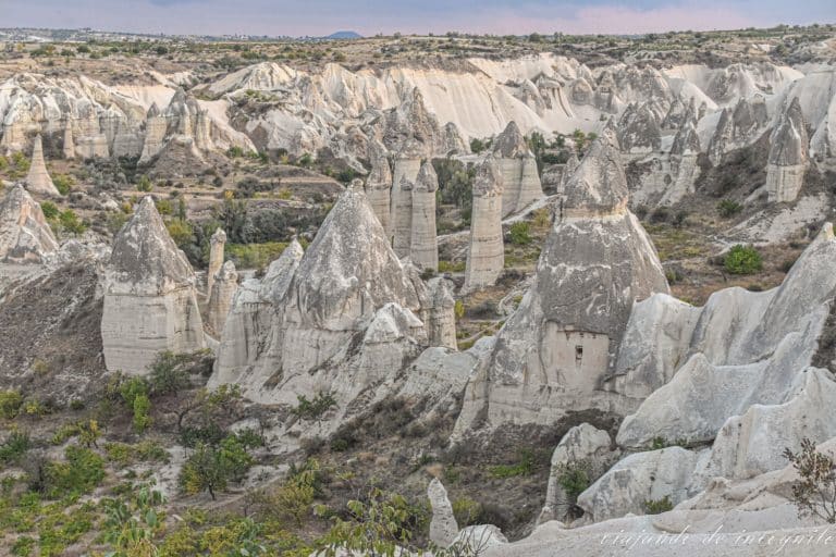 Formaciones rocosas del Valle del Amor al atardecer