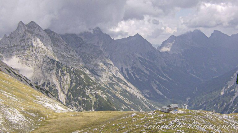 Vistas desde la cima del Brunnensteinspitze en los Karwendel
