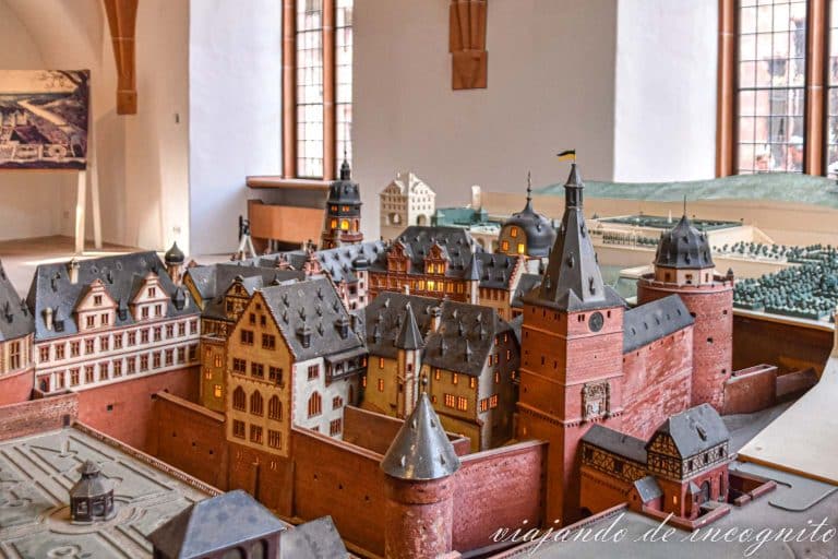 Maqueta del castillo de Heidelberg en el Salón Model del edificio de Ruperto.