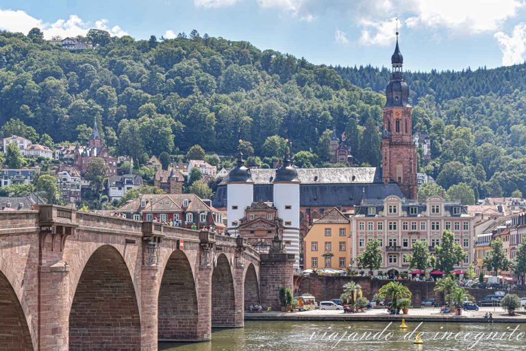 Vista desde la orilla del Heiligenberg del puente Viejo.