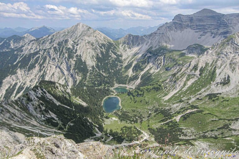 Vista de los lagos Soiernseen desde arriba.