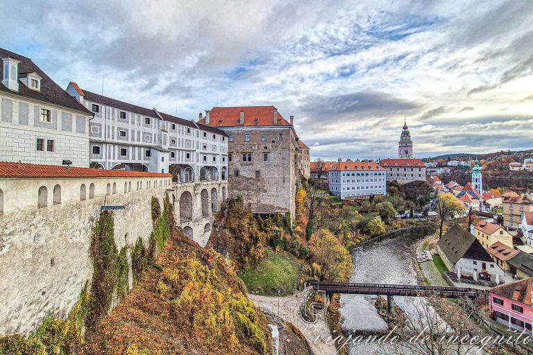 Vistas de la ciudad desde el último patio del castillo.