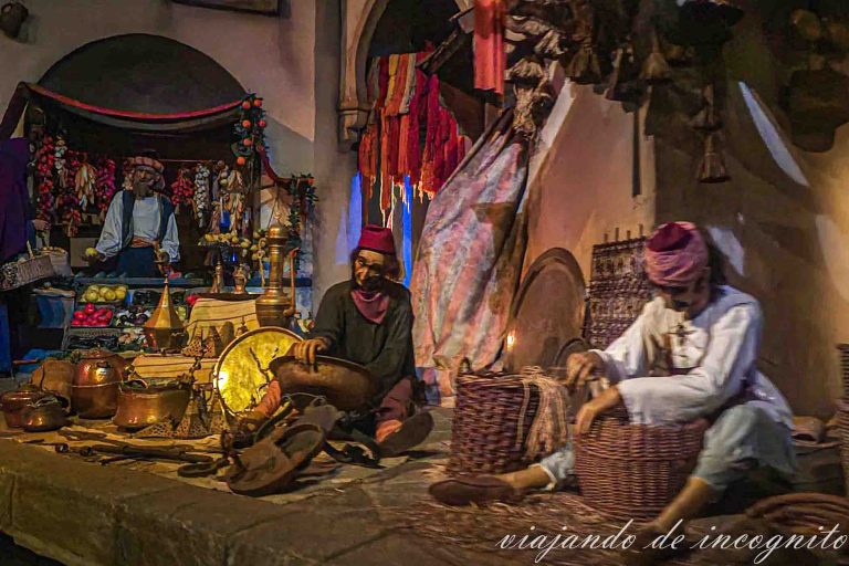 Una escena del interior de Fata Morgana en Efteling.