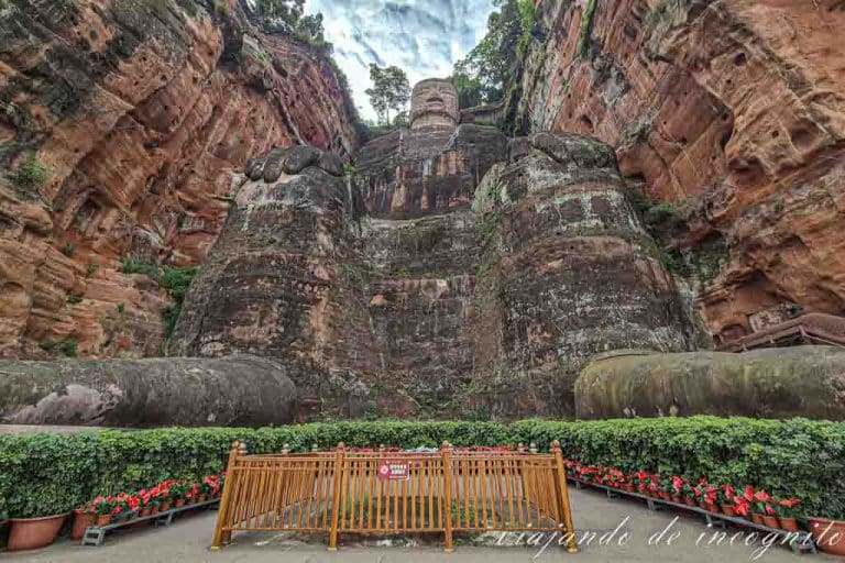 Buda Gigante de Leshan visto desde abajo.