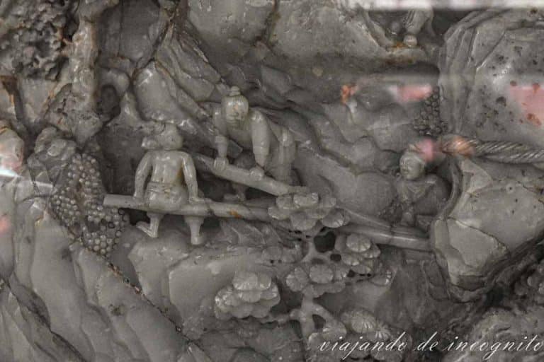 Un detalle de la escultura de la montaña de Jade en la Galería del Tesoro.
