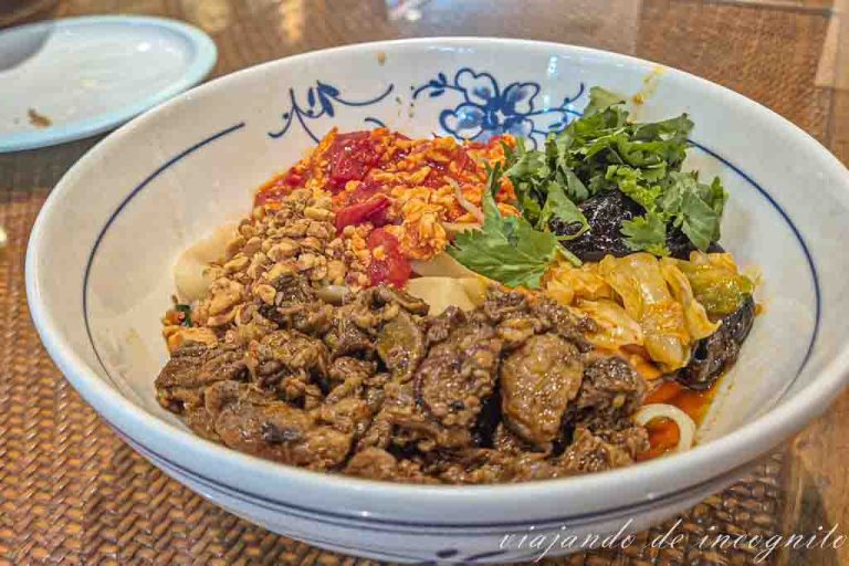 Plato de noodles Biang Biang